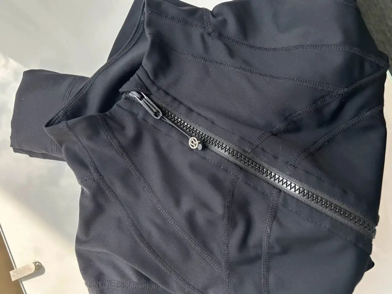 Billede 4 - Lululemon Jakke Sort