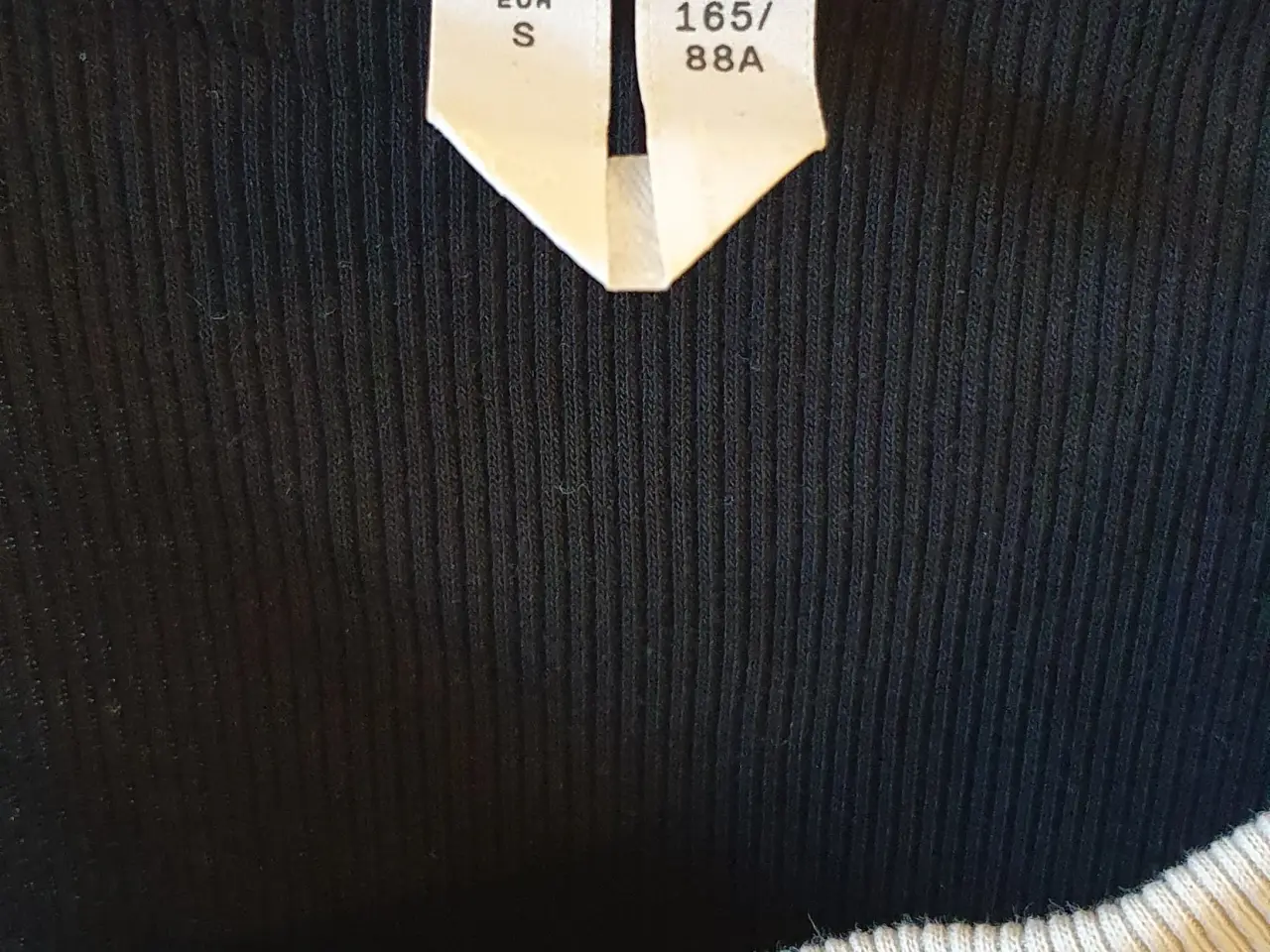 Billede 2 - Bluse fra Arket
