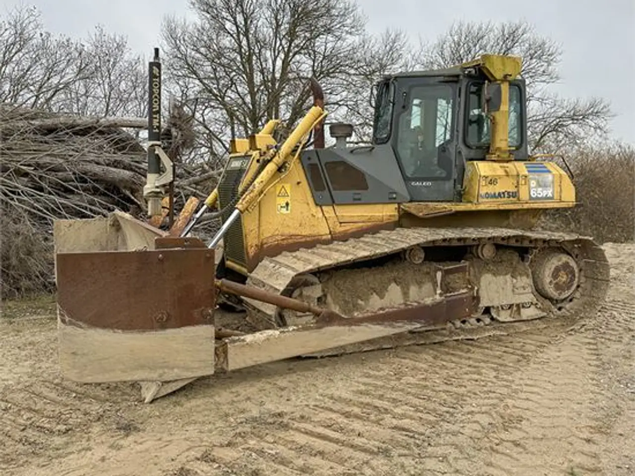 Billede 2 - Komatsu D65 PX-15 - 22 ton - Video!