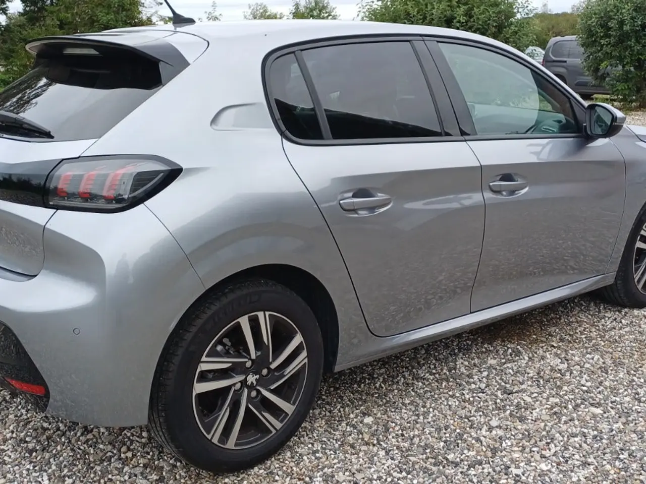 Billede 12 - Peugeot 208 1,5 BlueHDi 100 Allure