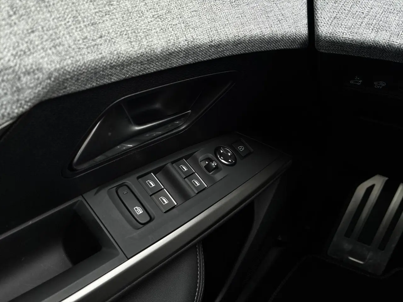Billede 18 - Peugeot e-5008 77 GT 7prs