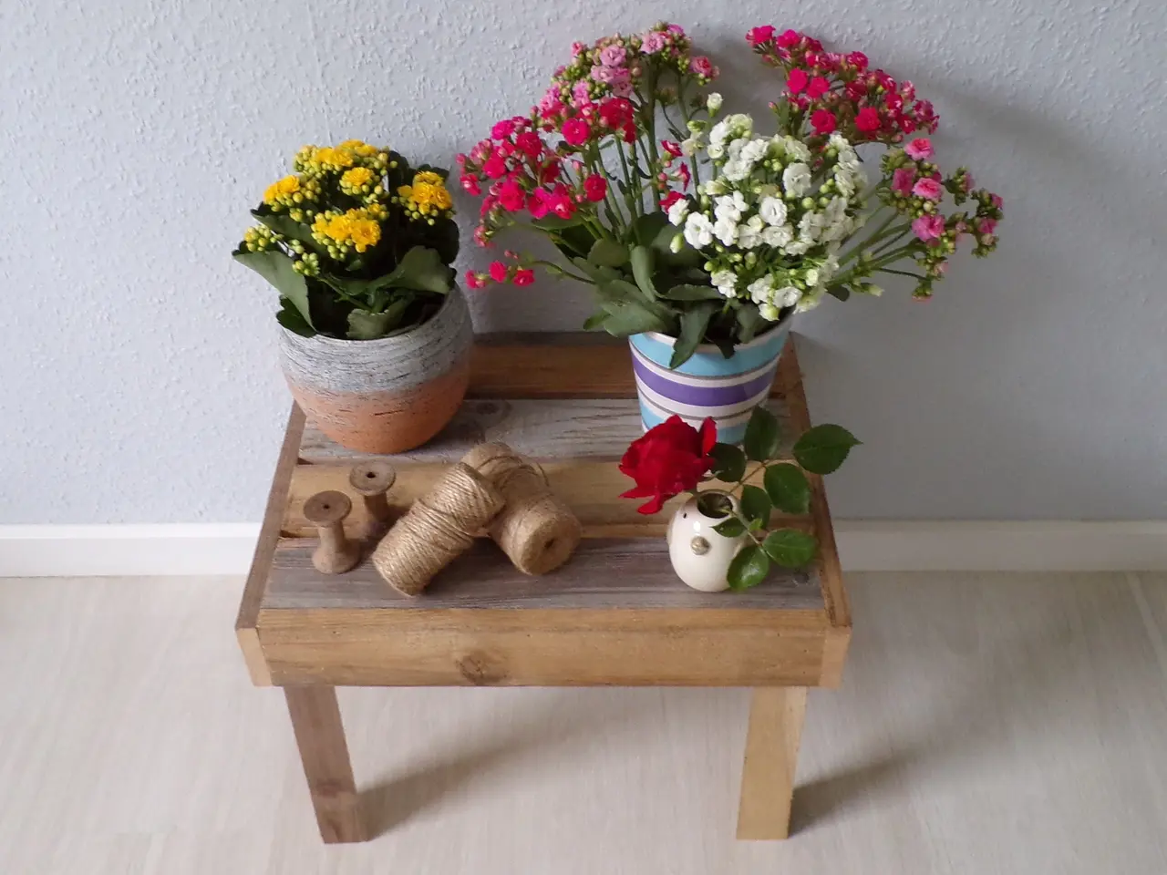 Billede 1 - Sidebord / blomsterbord med patina