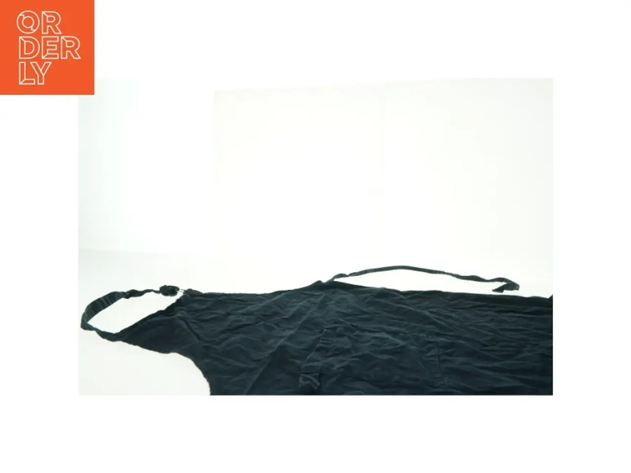 Billede 2 - Sort forklæde (str. 88 x. 63 cm)