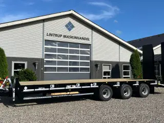 Tyrone 33TLL LANG MODEL med kombi bremser, både luft og hydrauliske bremser. Affjedret træk og affjedret aksler. Med hydrauliske ramper og værktøjskasse