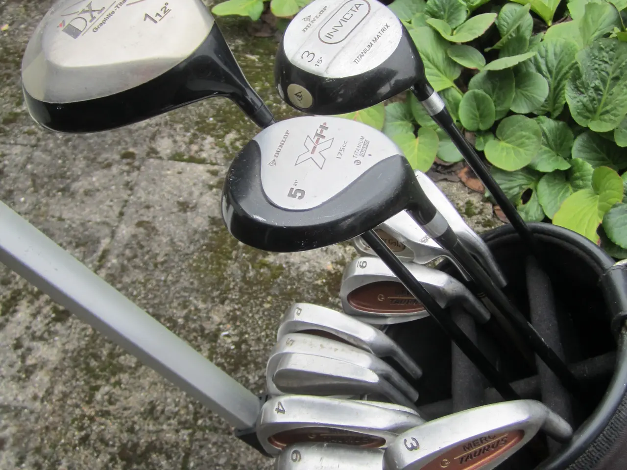 Billede 13 - BYD. GOLFSÆT. Komplet.