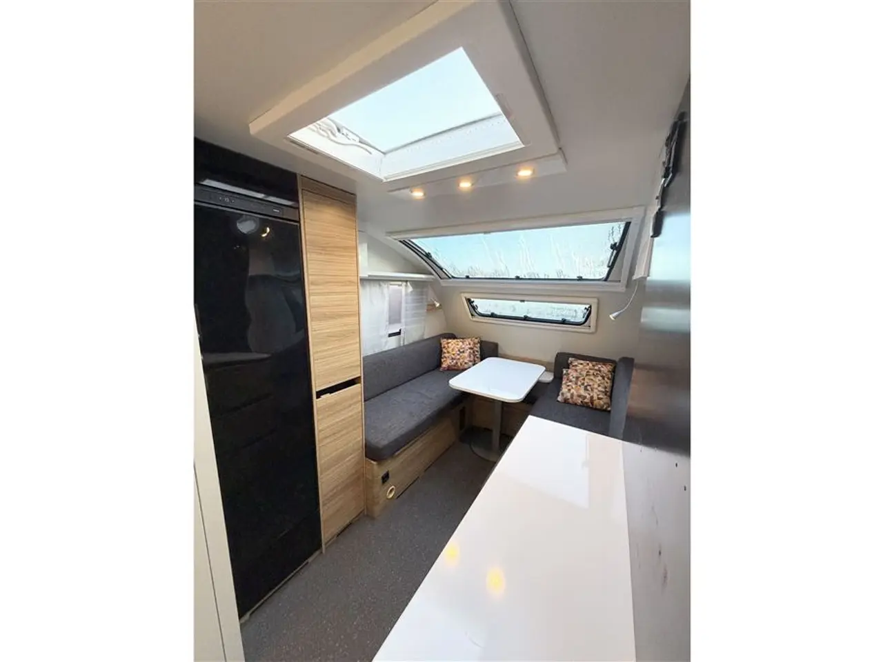 Billede 12 - 2020 - Adria Action 391 LH Enkeltsenge-Lamel-Variofyr-Gulvtemp.-Solcelle
