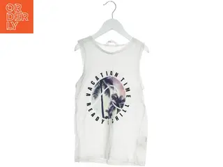 Helt ny tanktop fra H&M (str. 140)