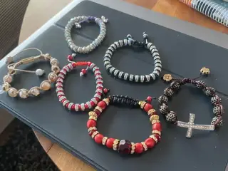 Nye knyttede armbånd