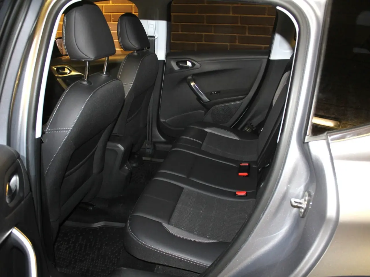 Billede 5 - Peugeot 2008 1,6 BlueHDi 100 Allure Sky