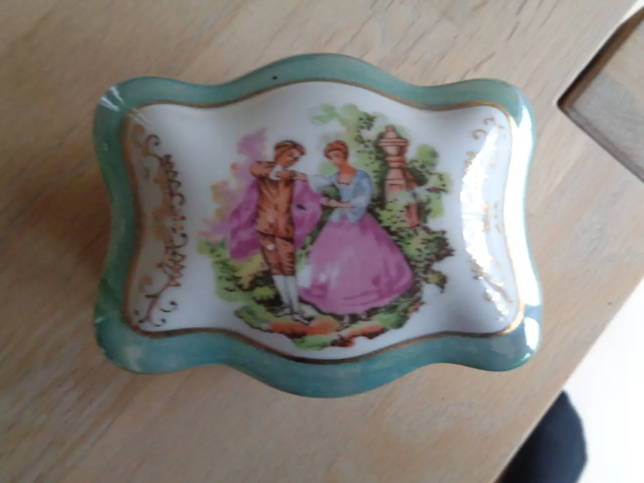 Billede 2 - Porcelænsskrin