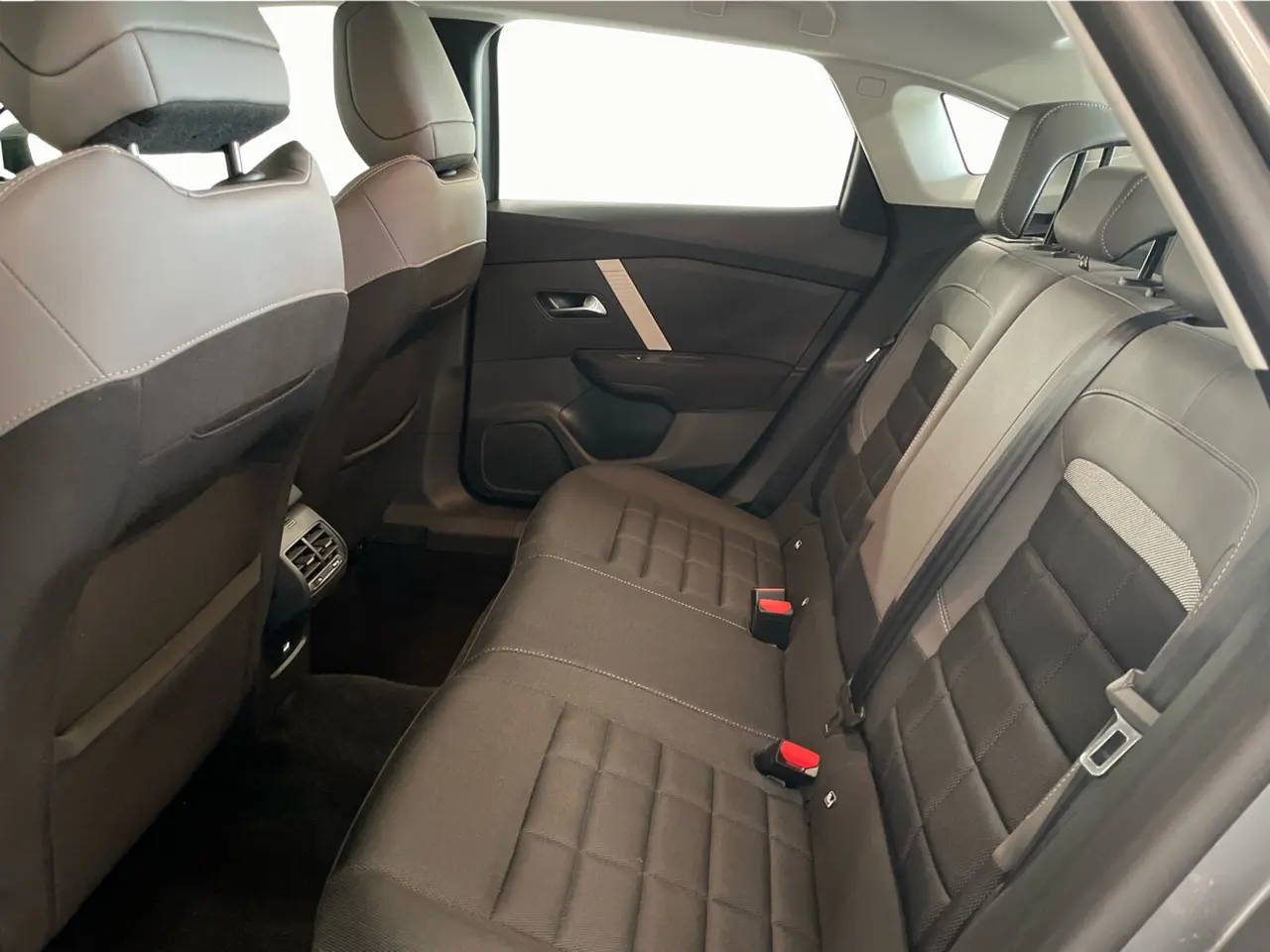 Billede 13 - Citroën ë-C4 X 54 Plus
