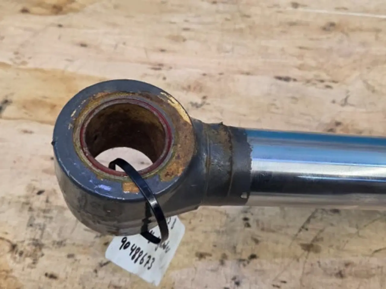 Billede 14 - New Holland LB115B Cylinder 90488673