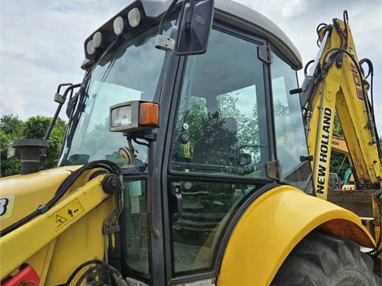 Billede 9 - New Holland LB110 B-4PS - 4WD