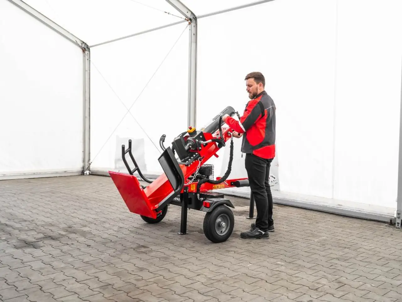 Billede 15 - WoodMaster CWM35B – 35 ton benzin brændekløver (lodret)