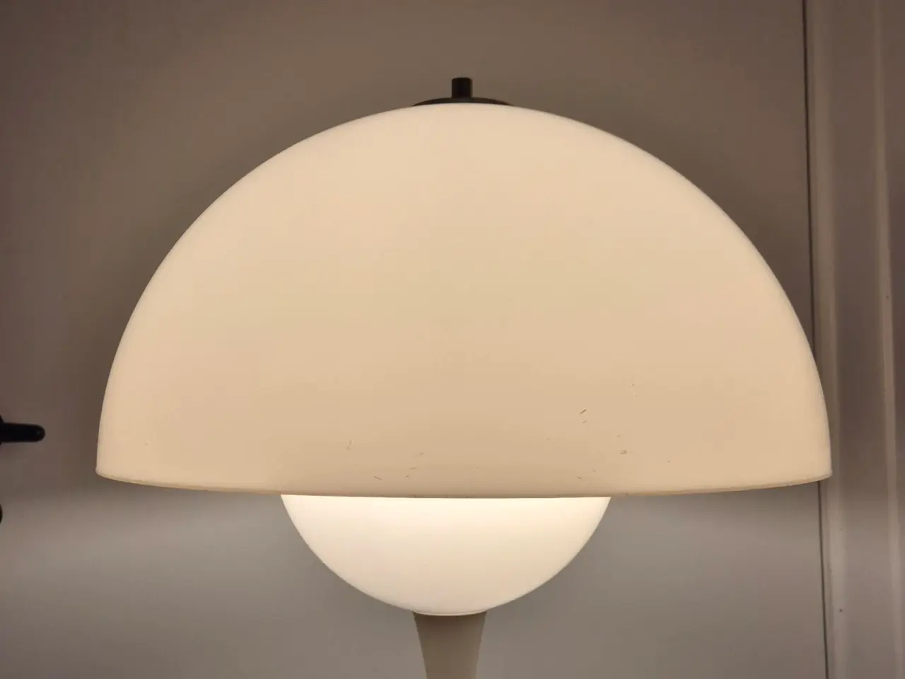 Billede 1 - Trixel gulvlampe designet af Bent Karlby