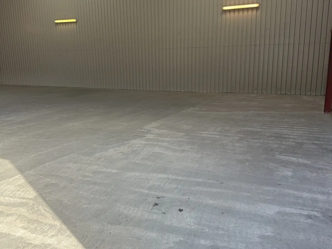 Billede 6 - 180 m2 højloftet lager
