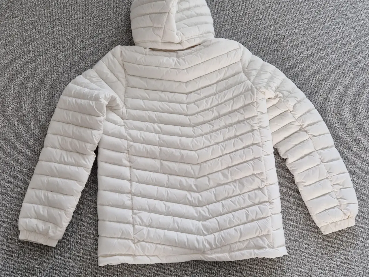 Billede 2 - Jakke str 160 ny