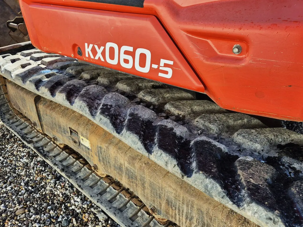 Billede 11 - Kubota KX060-5 / Rotortilt og centralsmøring / Komplet skovlpakke