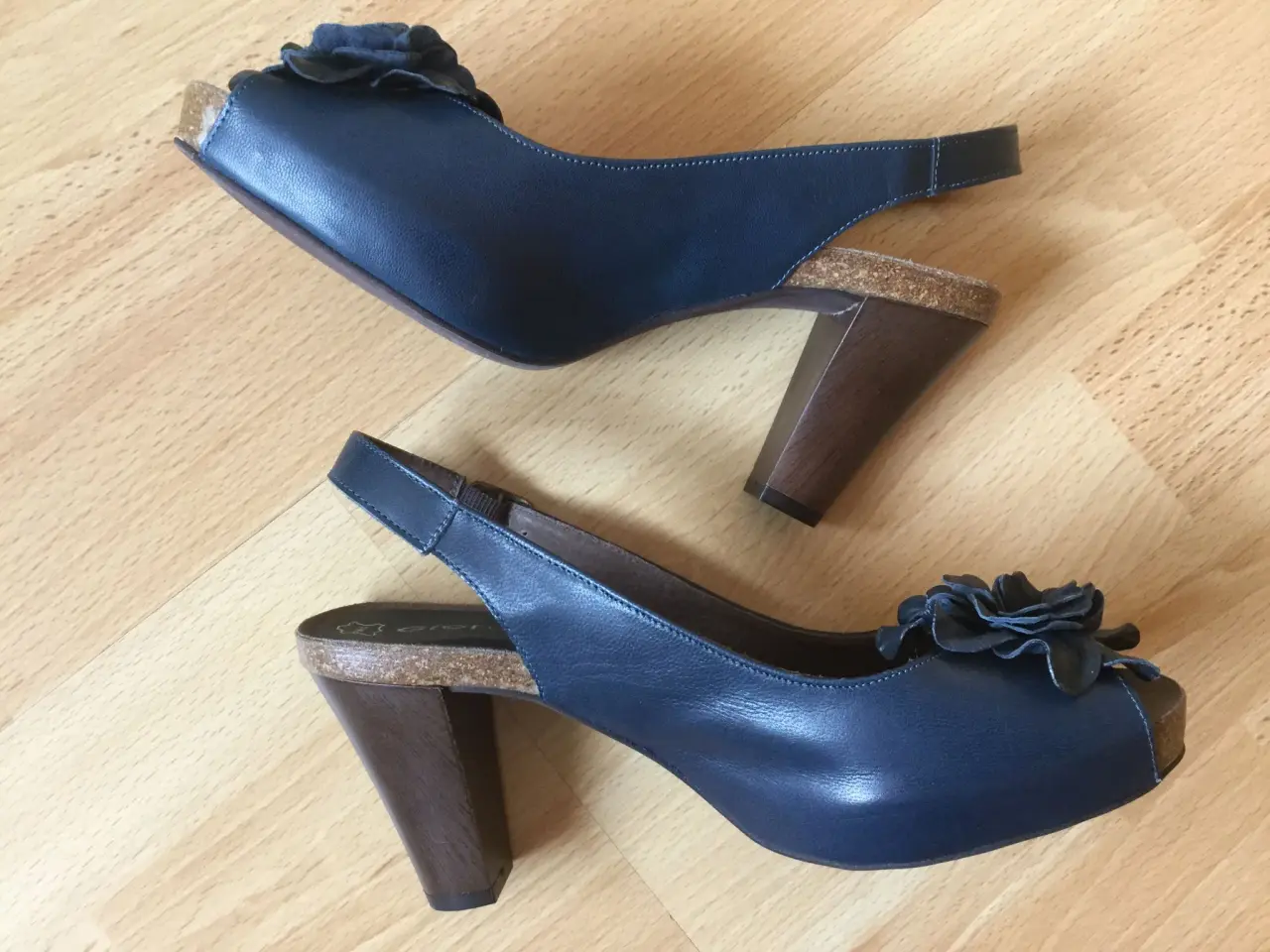 Billede 5 - *Nye*   Giorda  lædersko   str. 40