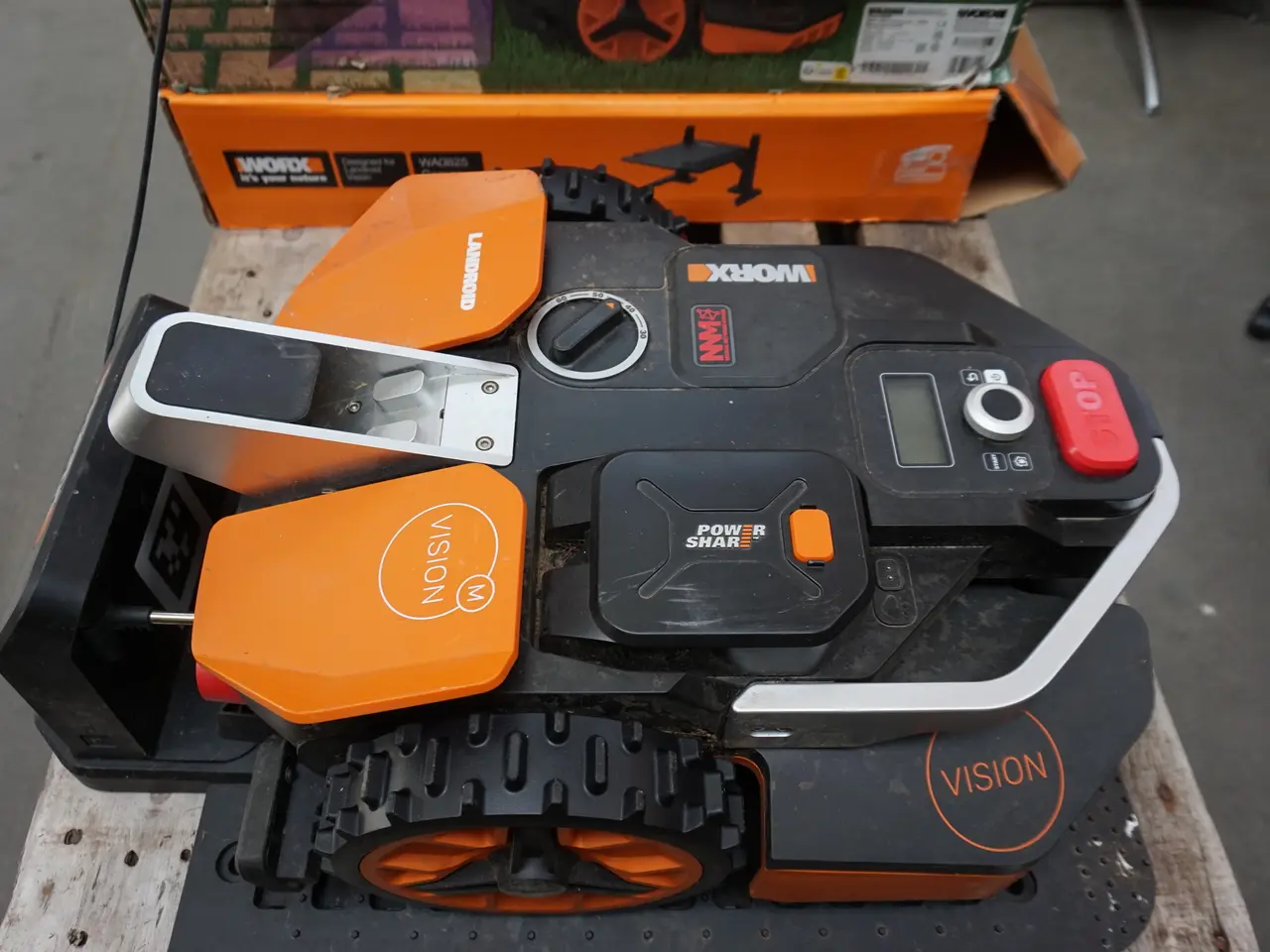 Billede 4 - Worx Vision WR208E robotplæneklipper 800 m2