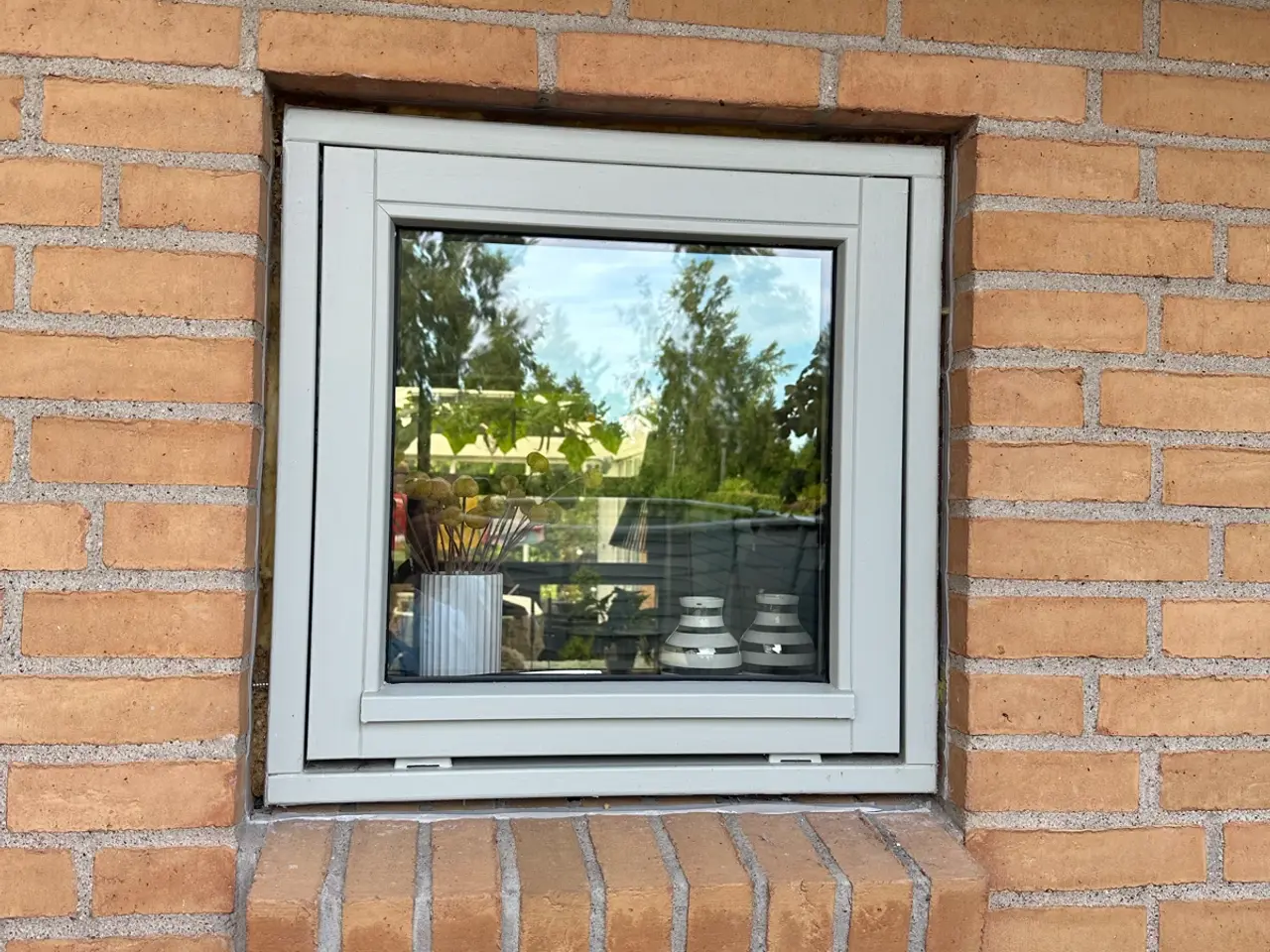 Billede 2 - Vindue i træ med 2 lags glas