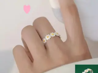 * Smuk Daisy-fingerring - i Tibetansk Sølv