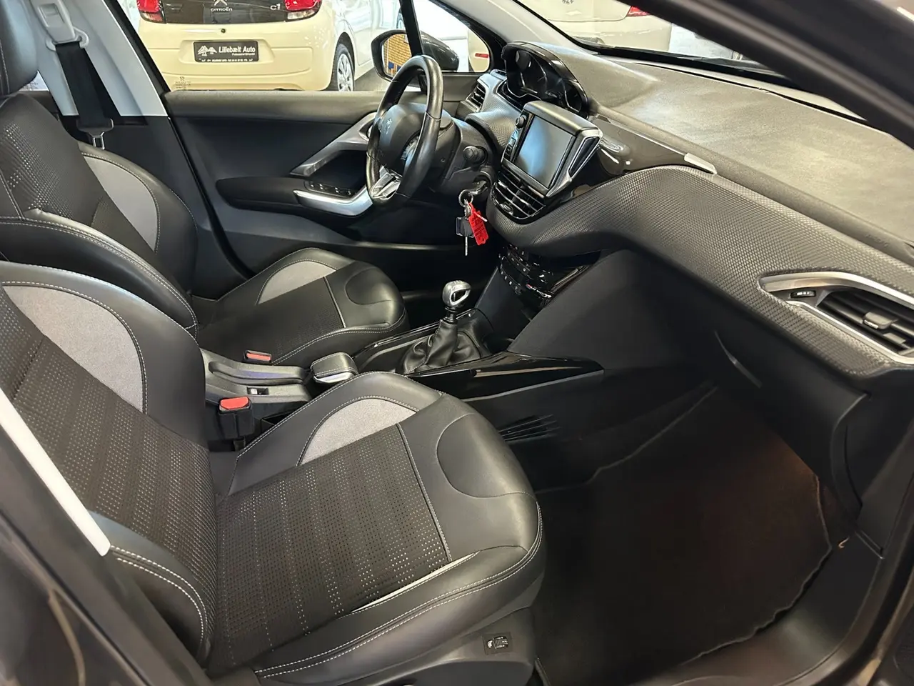 Billede 6 - Peugeot 2008 1,2 PureTech 110 Prestige Sky