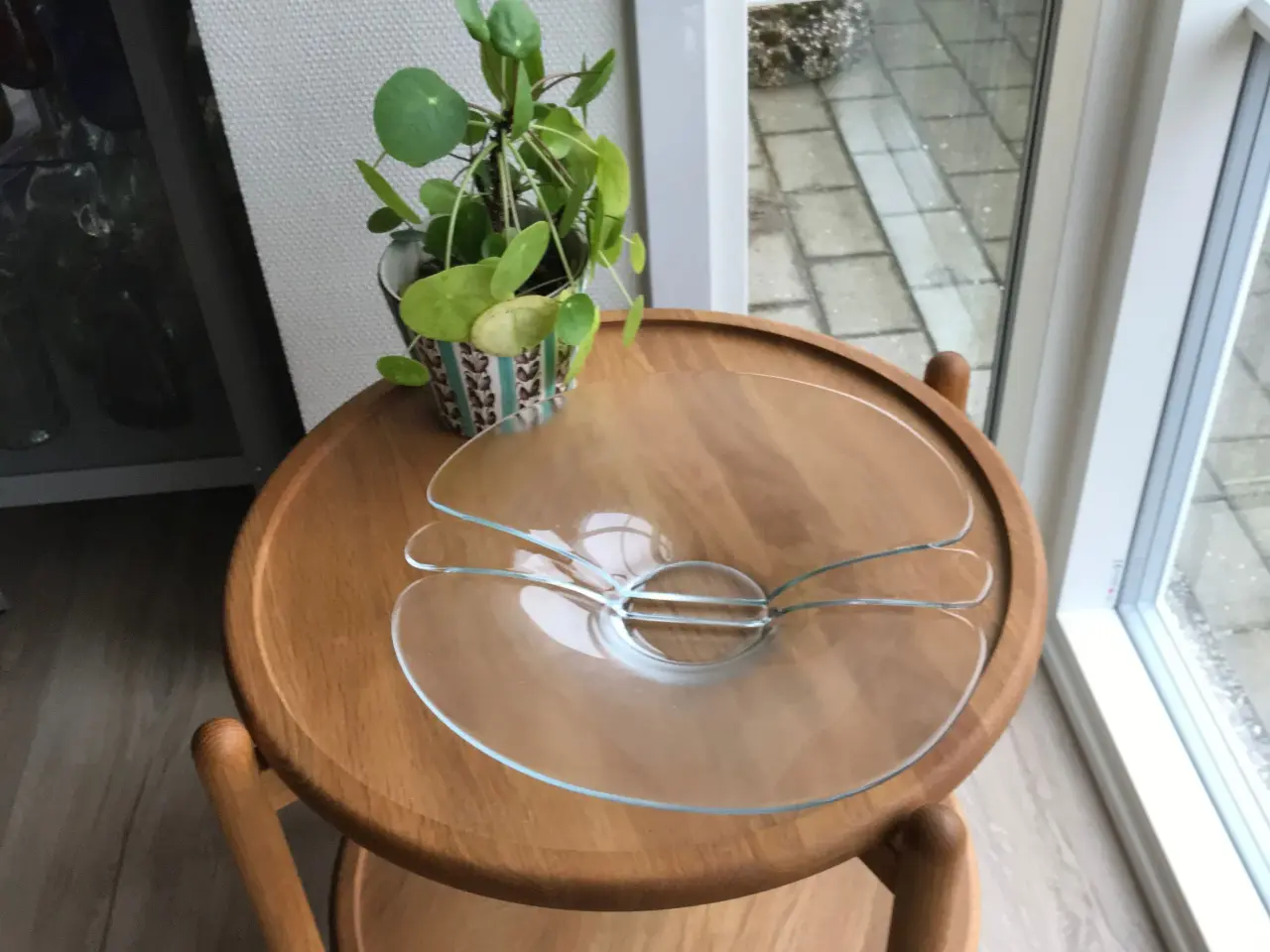 Billede 1 - Fad, "Lilje" - Holmegård Glasværk  -  35 cm