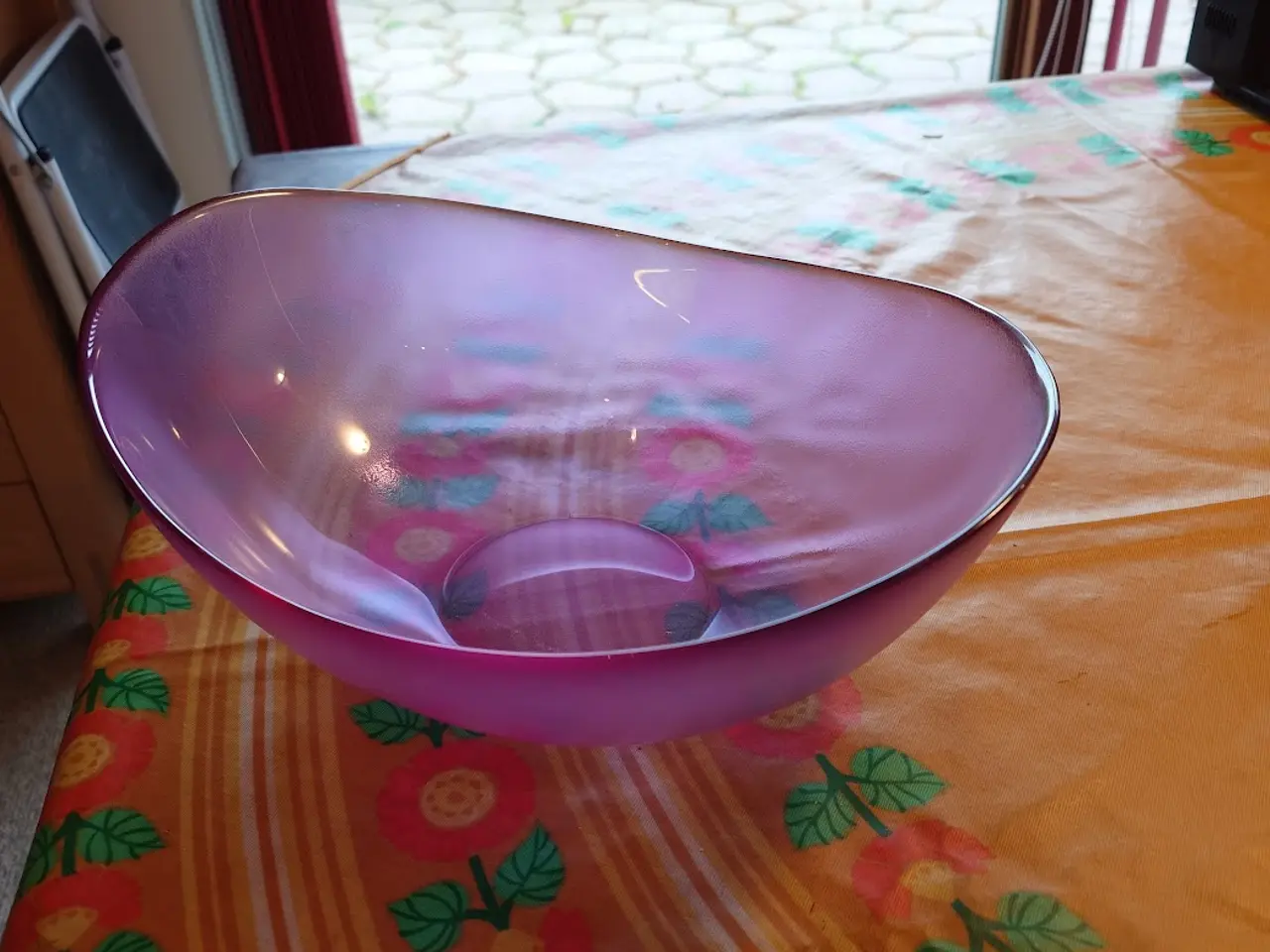 Billede 1 - Stor lilla kunstglasskål