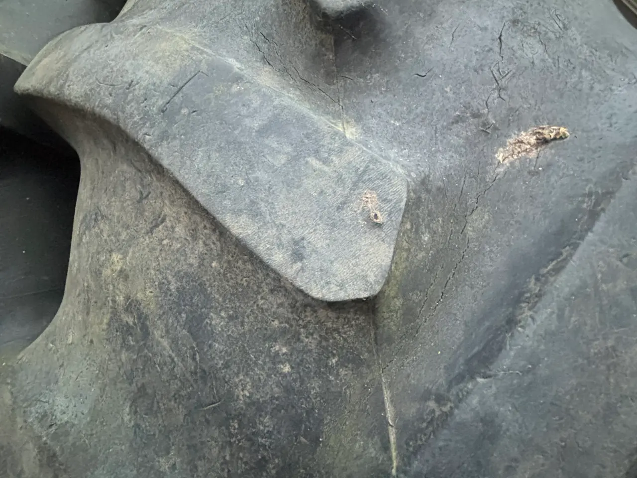 Billede 3 - Traktordæk, Goodyear, DT810, 420 70 28