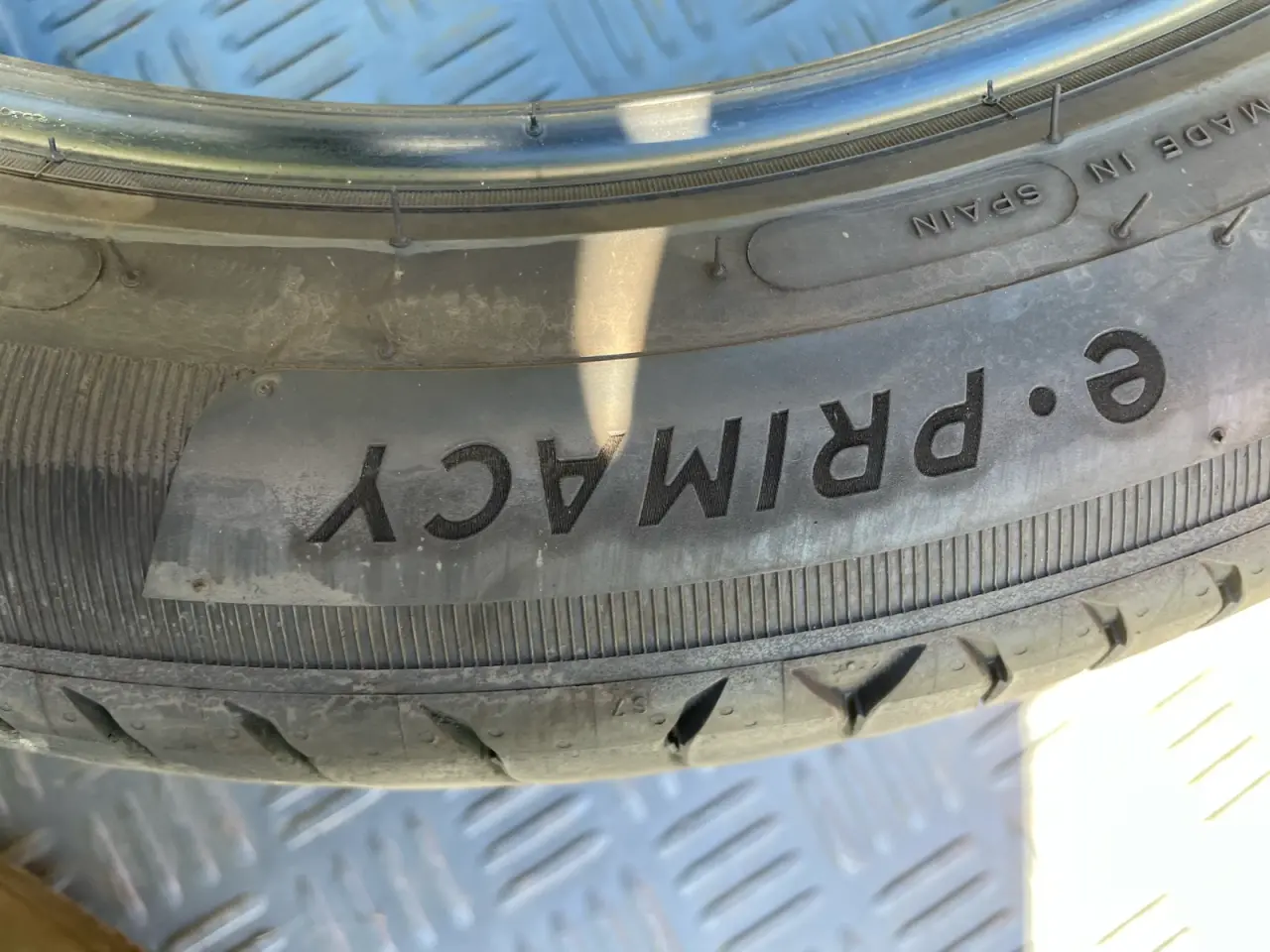 Billede 3 - 205/55/19 Michelin Sommer dæk 