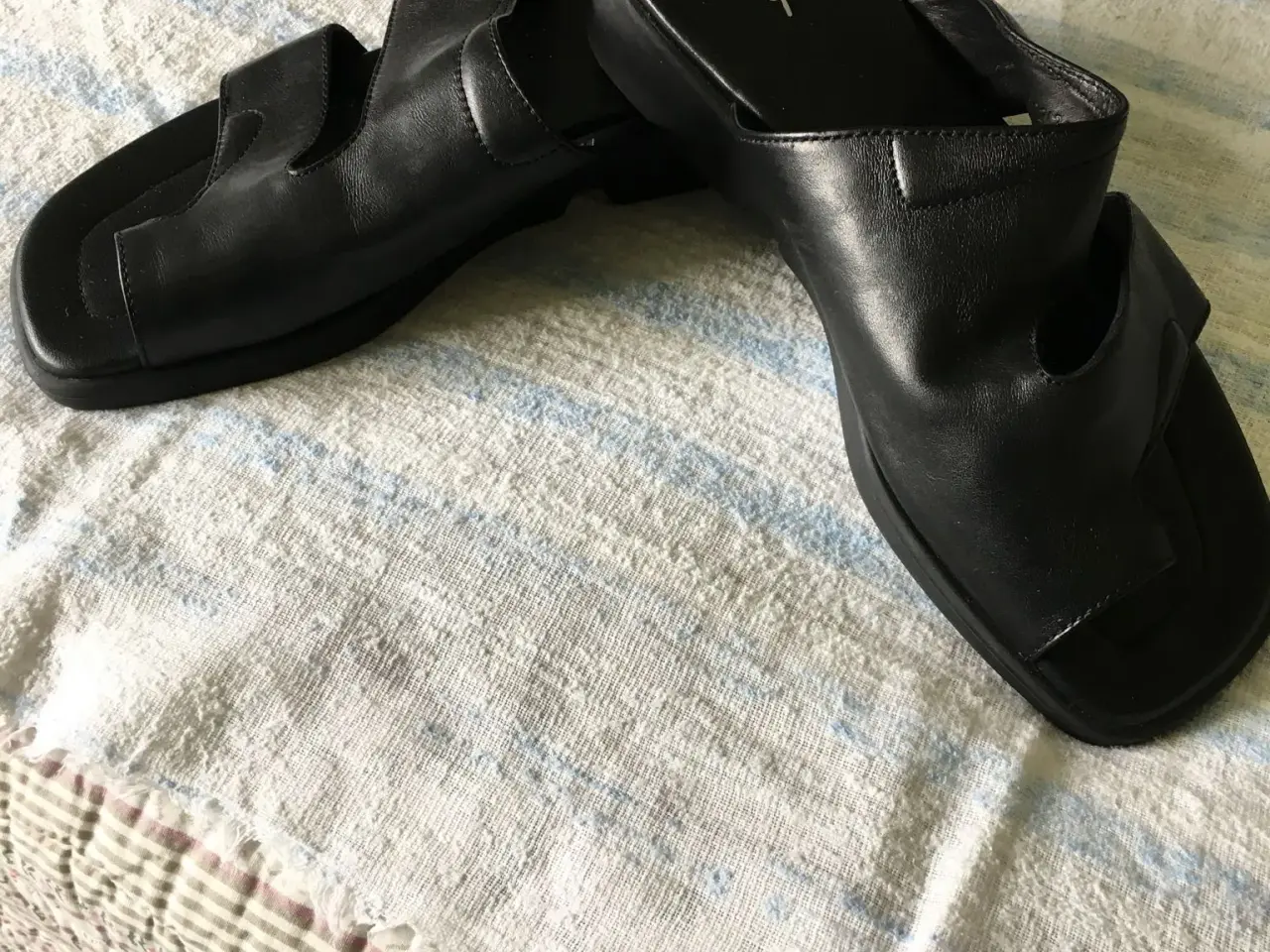 Billede 2 - B&CO sandal str. 38