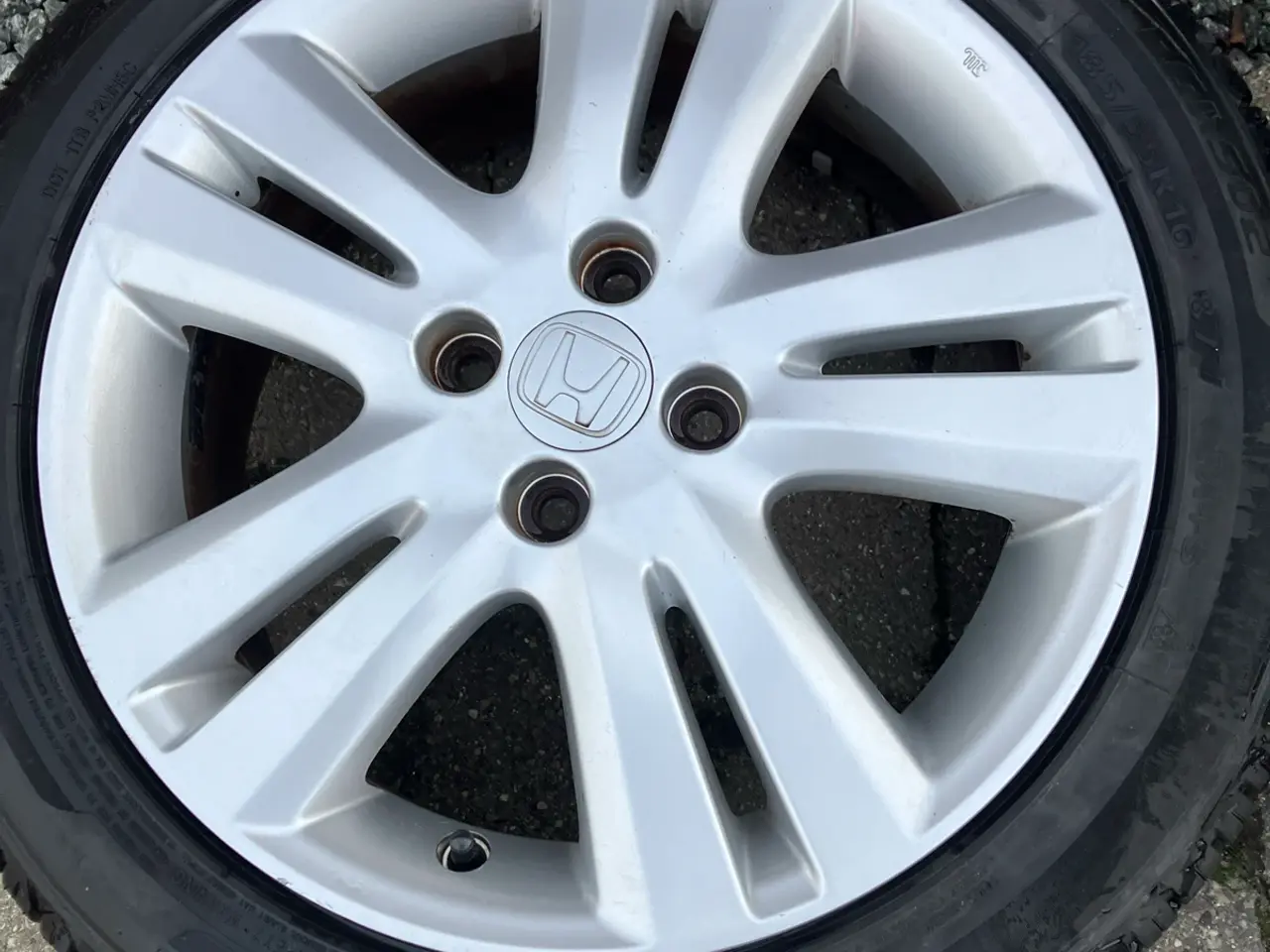 Billede 2 - Honda Jazz org 16” alu med helårsdæk