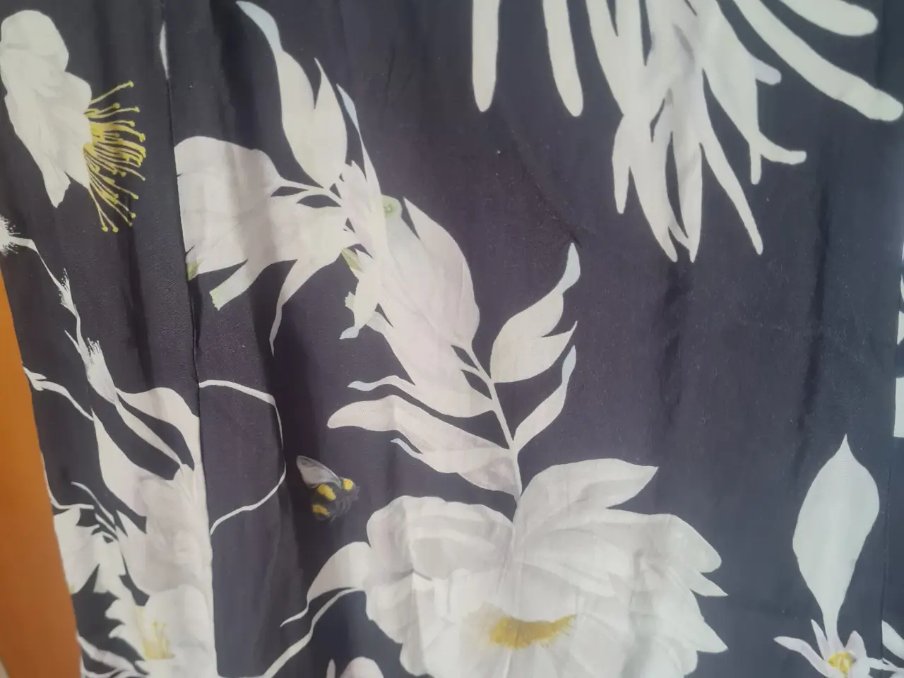 Billede 6 - Nederdel str 44 H&M+Anna Glover