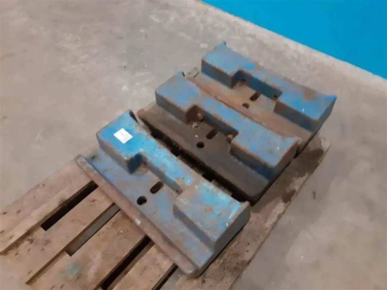 Billede 2 - New Holland vægtklodser E0NN3N241AA29B