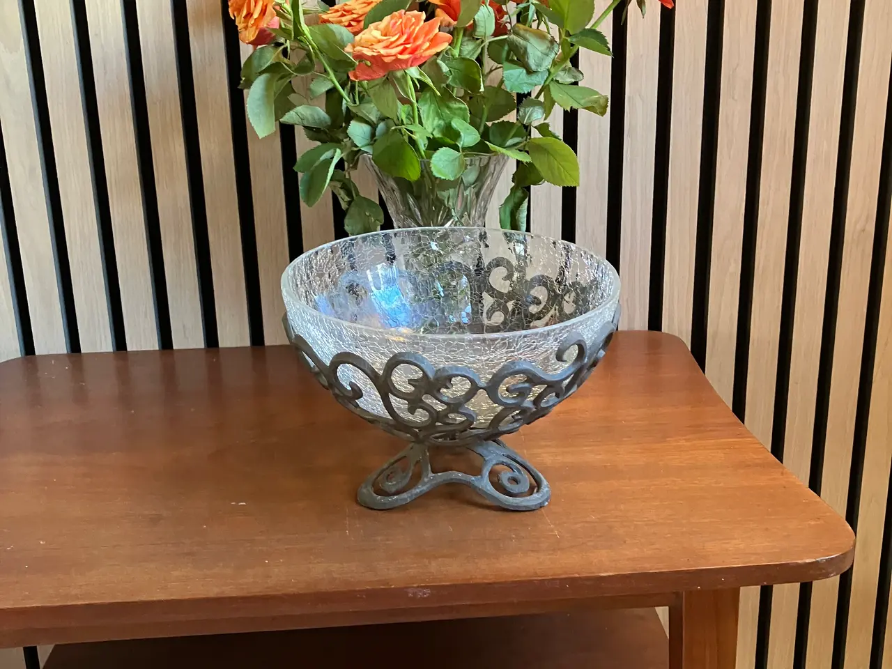 Billede 1 - Vintage opsats i metal med krakleret skål i glas.