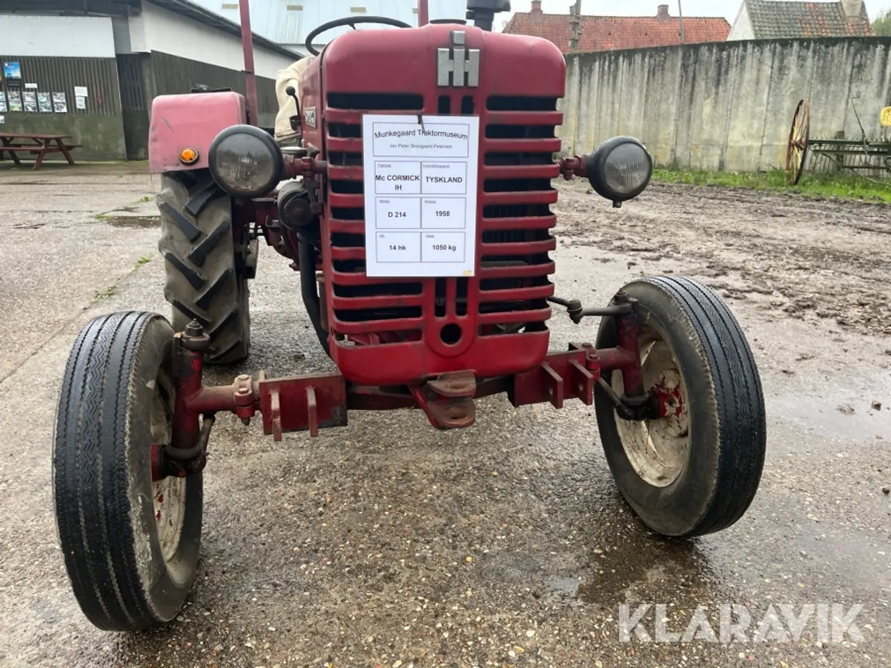 Billede 7 - Veterantraktor Mc Cormick D-214 standard