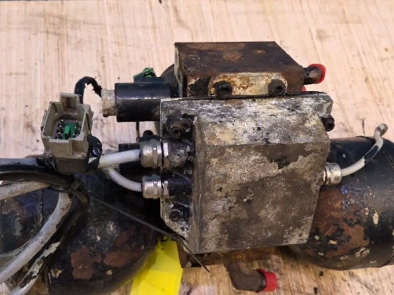 Billede 15 - Massey Ferguson 6290 Hydraulikventil 3783706M91