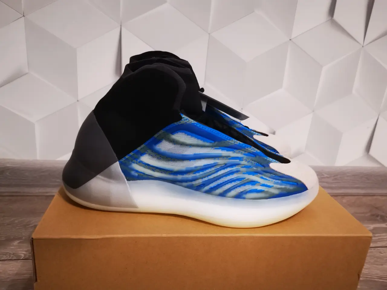 Billede 3 - Adidas YZY QNTM 