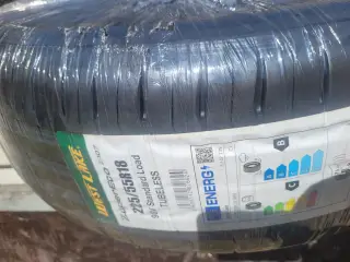 225 / 55 R 18