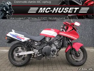 Honda CBR 1000 F
