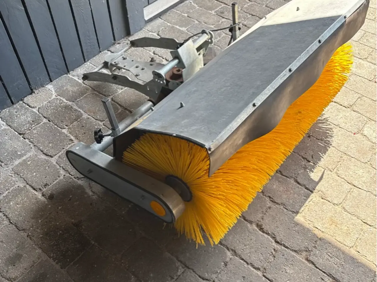 Billede 2 - Kost til havetraktor