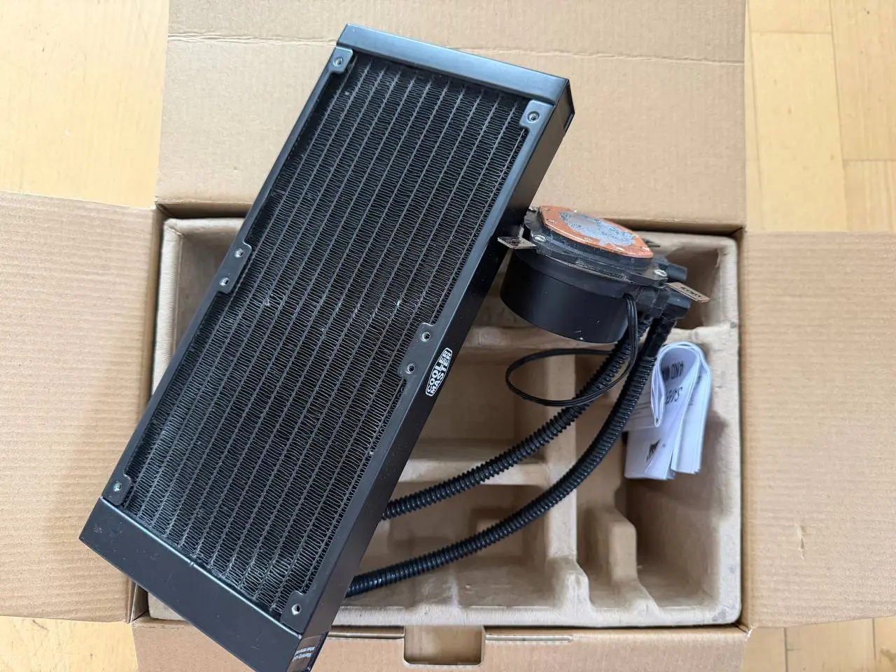 Billede 1 - iCUE H100i RGB ELITE