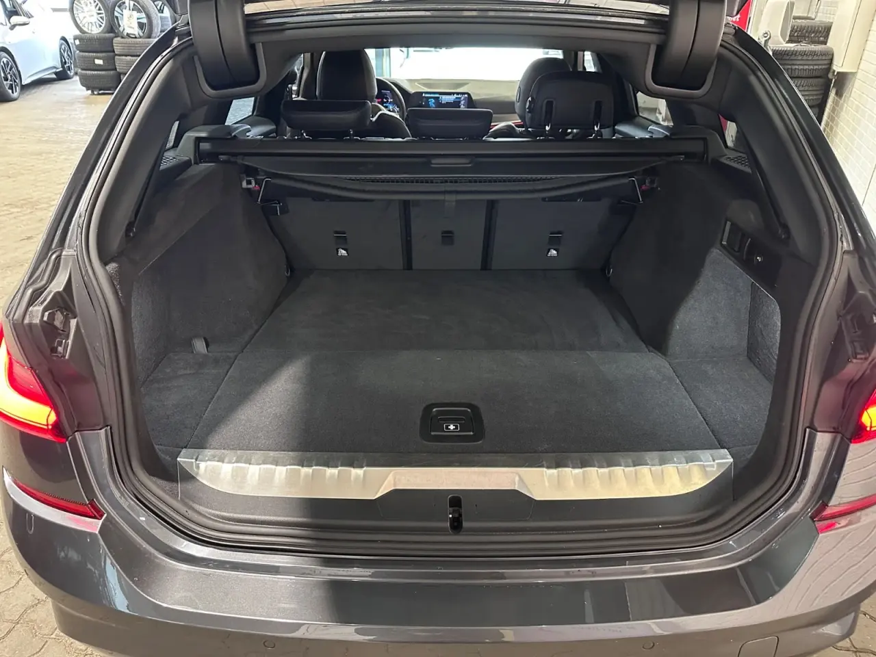 Billede 6 - BMW 330e 2,0 Touring M-Sport aut.