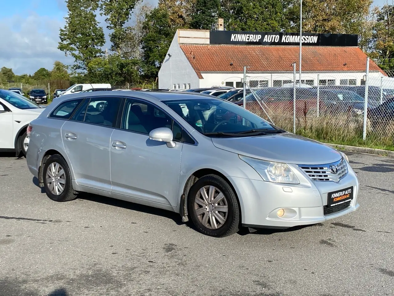 Billede 2 - Toyota Avensis 2,0 D-4D DPF T1 126HK Stc 6g