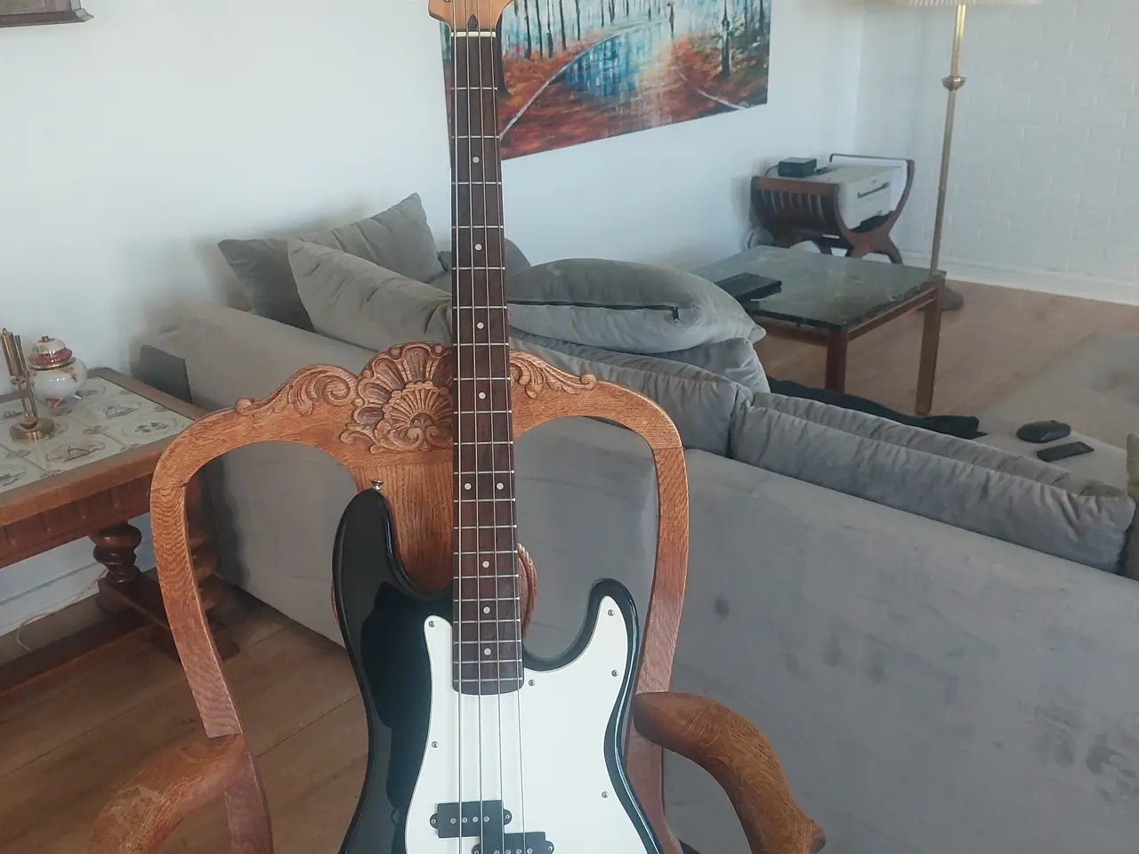 Billede 5 - Bas og guitar 