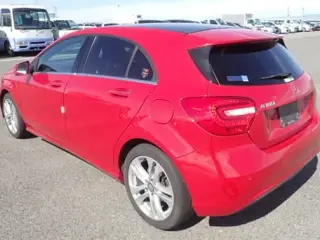 Mercedes Benz A180