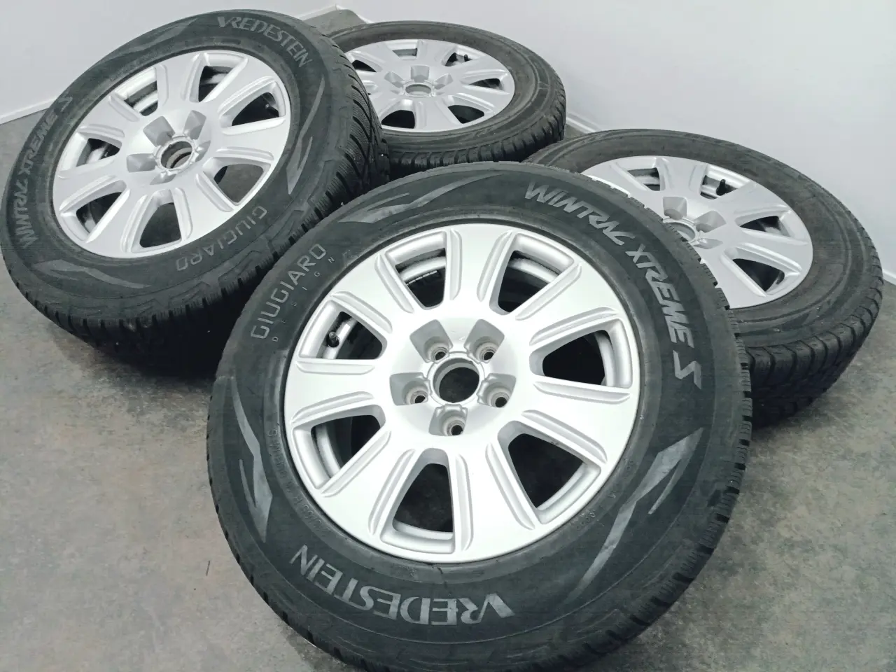 Billede 2 - 5x112 16" ET33 nav 57,1ø AUDI SUV vintersæt