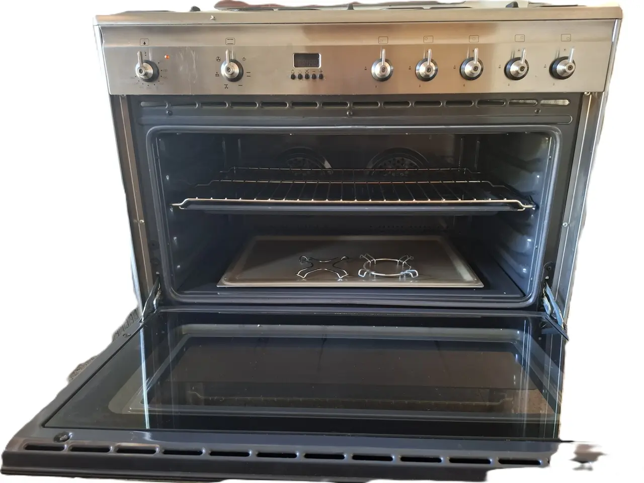 Billede 1 - Smeg 90 cm gaskomfur i rustfrit stål, ovn som ny.