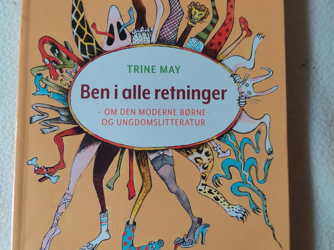 Billede 1 - Ben i alle retninger, Trine May